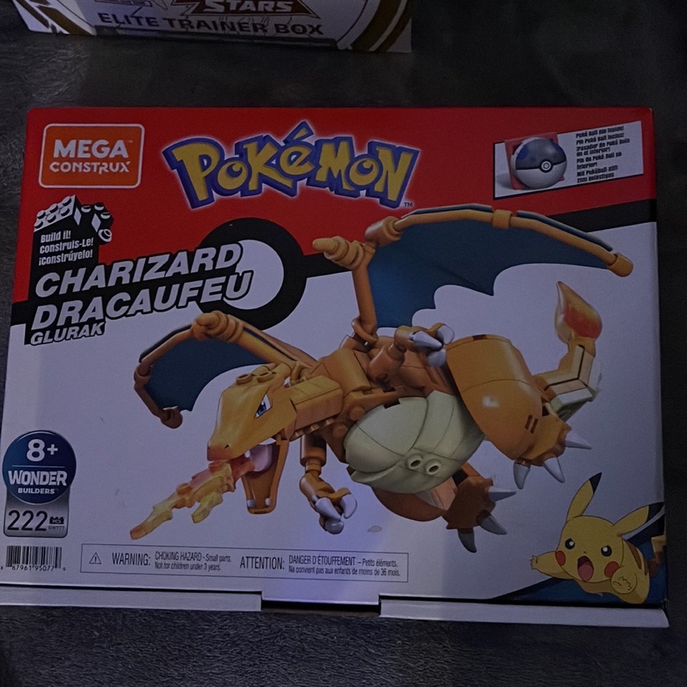 Charizard Megaconstrux Collectible